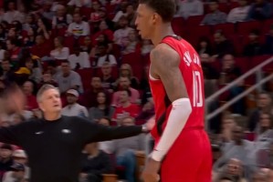 PP电子官网-抽象2-1-1-1！小贾造犯规明明吹了却去骂裁判 自己吃了1T+2罚全铁